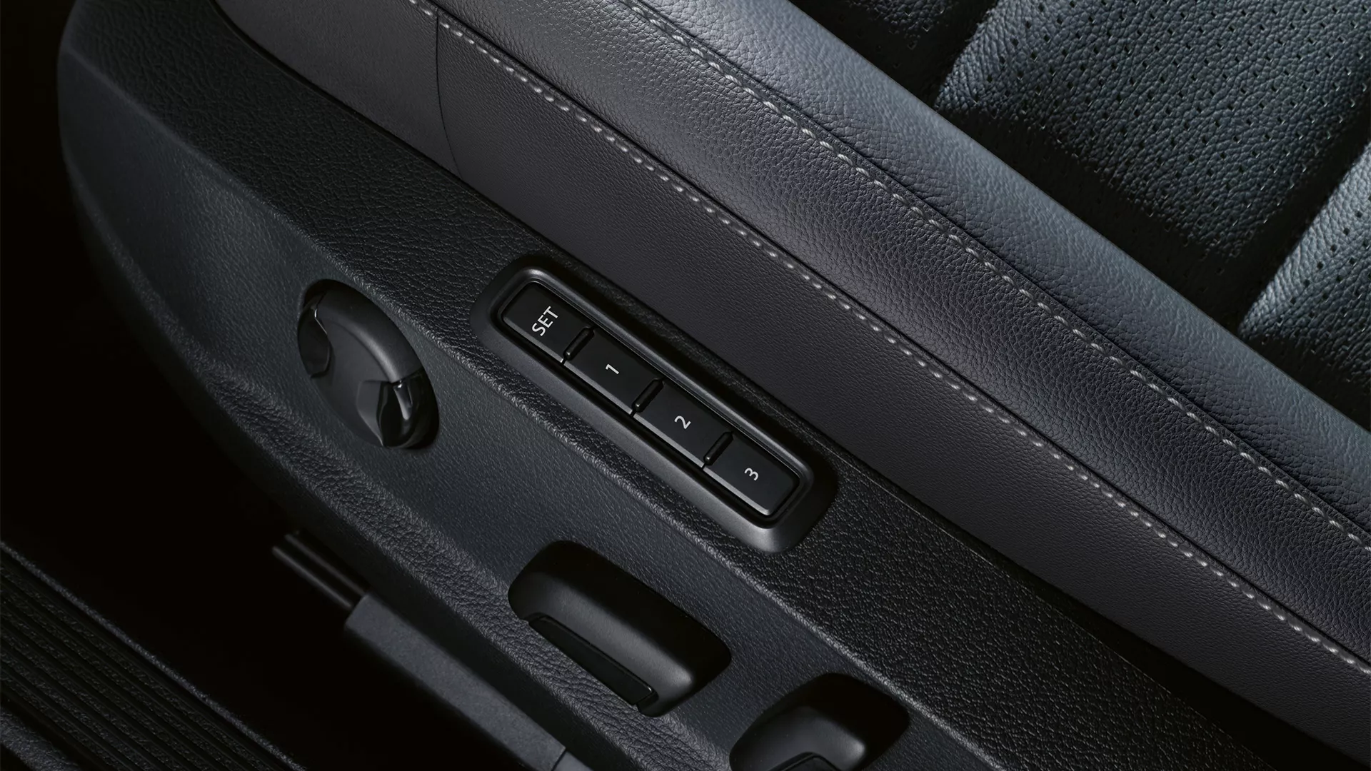 Hafızalı Sürücü Koltuğu