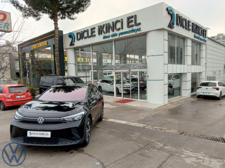 YETKİLİ BAYİDEN ID.4 125 KW 170 HP PURE OTONOM-CAM TAVAN-360